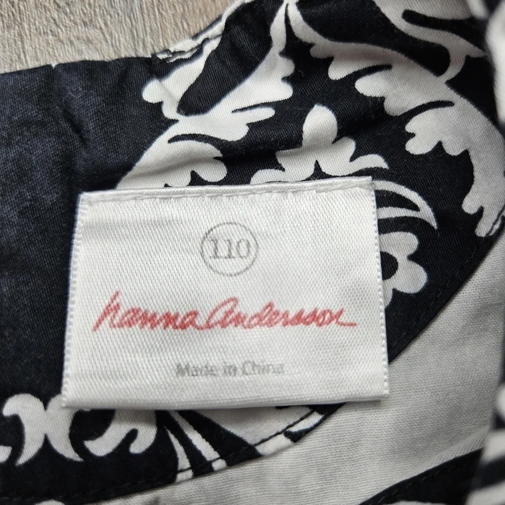 Hanna Andersson Girls Size 110 or 4/5 US Dress Black + White Red Detail